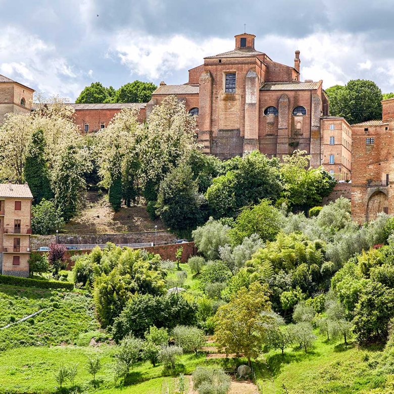 Casa unifamiliare con giardino